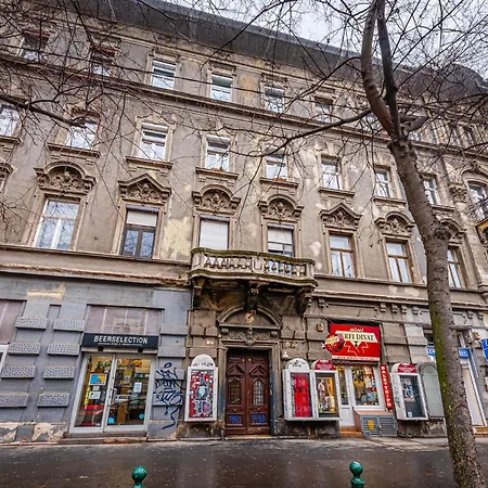 Signature Urban With Ac - Location Budapest