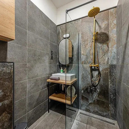 Signature Urban Apartman